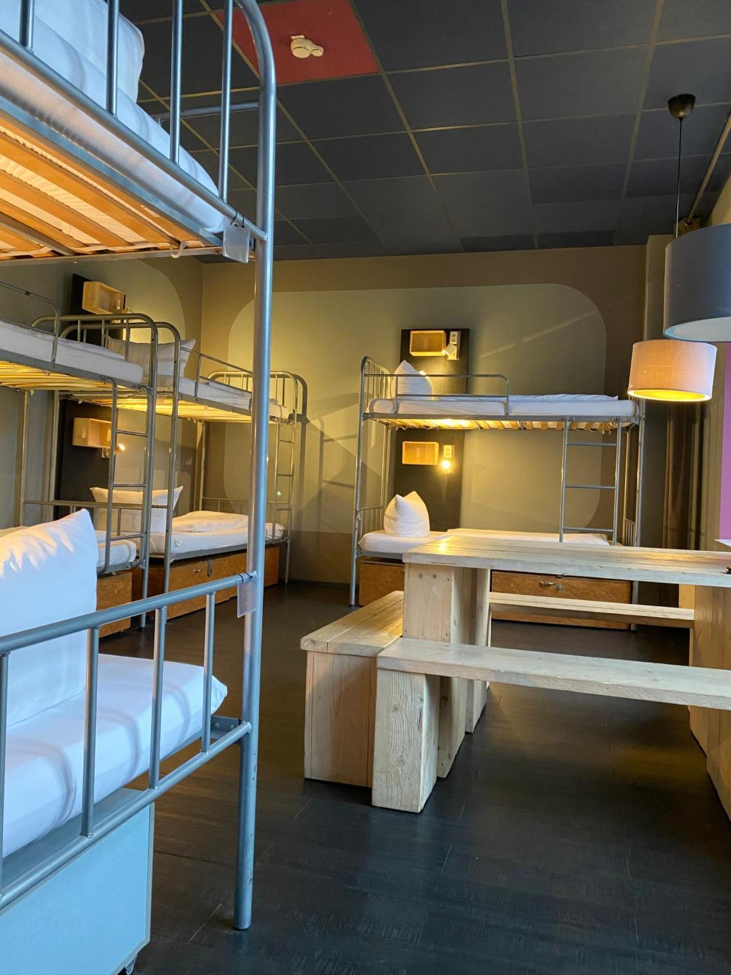 Bed 8-Bed Mixed Dormitory Room