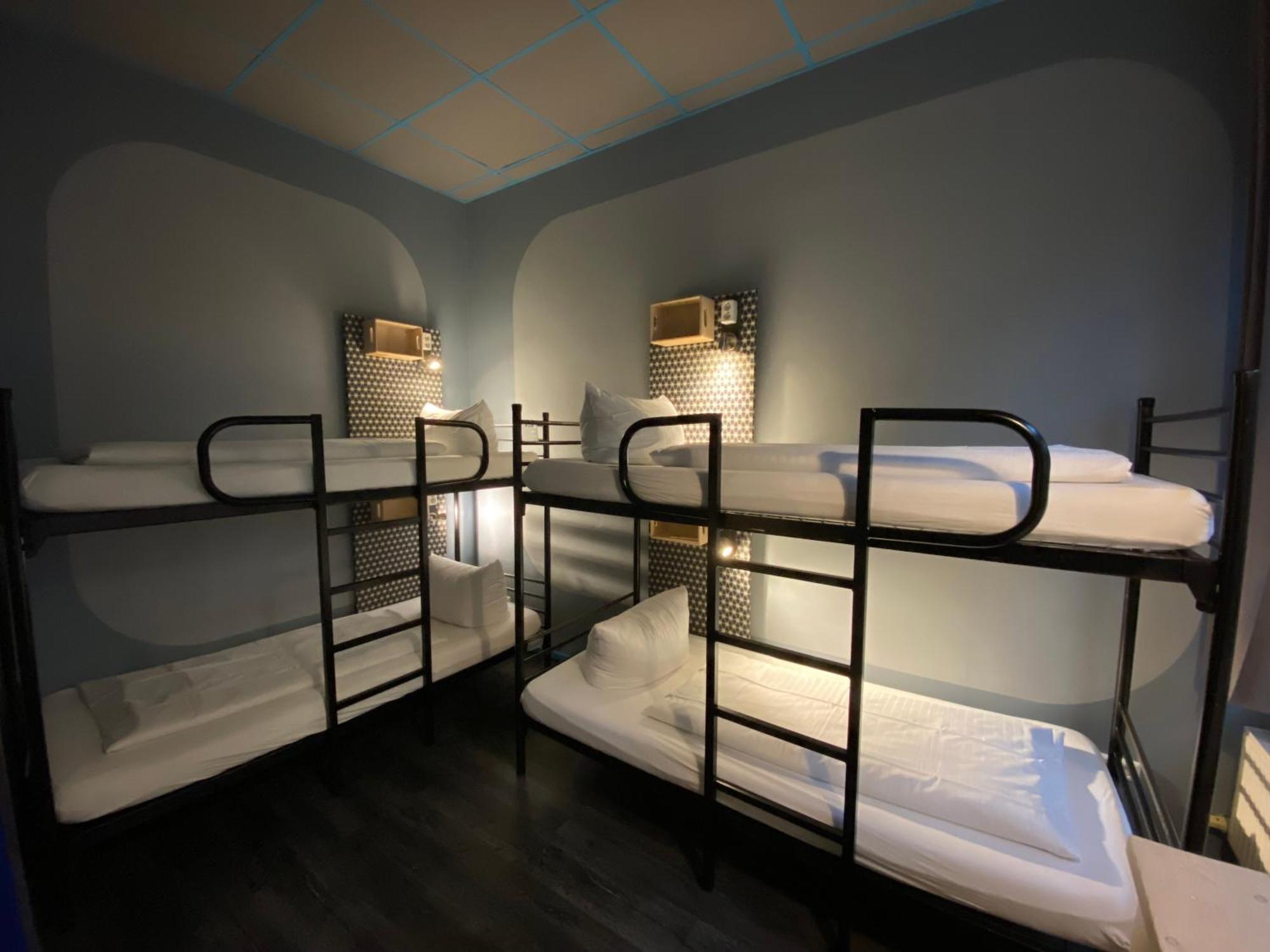6-Bed Mixed Dormitory Room