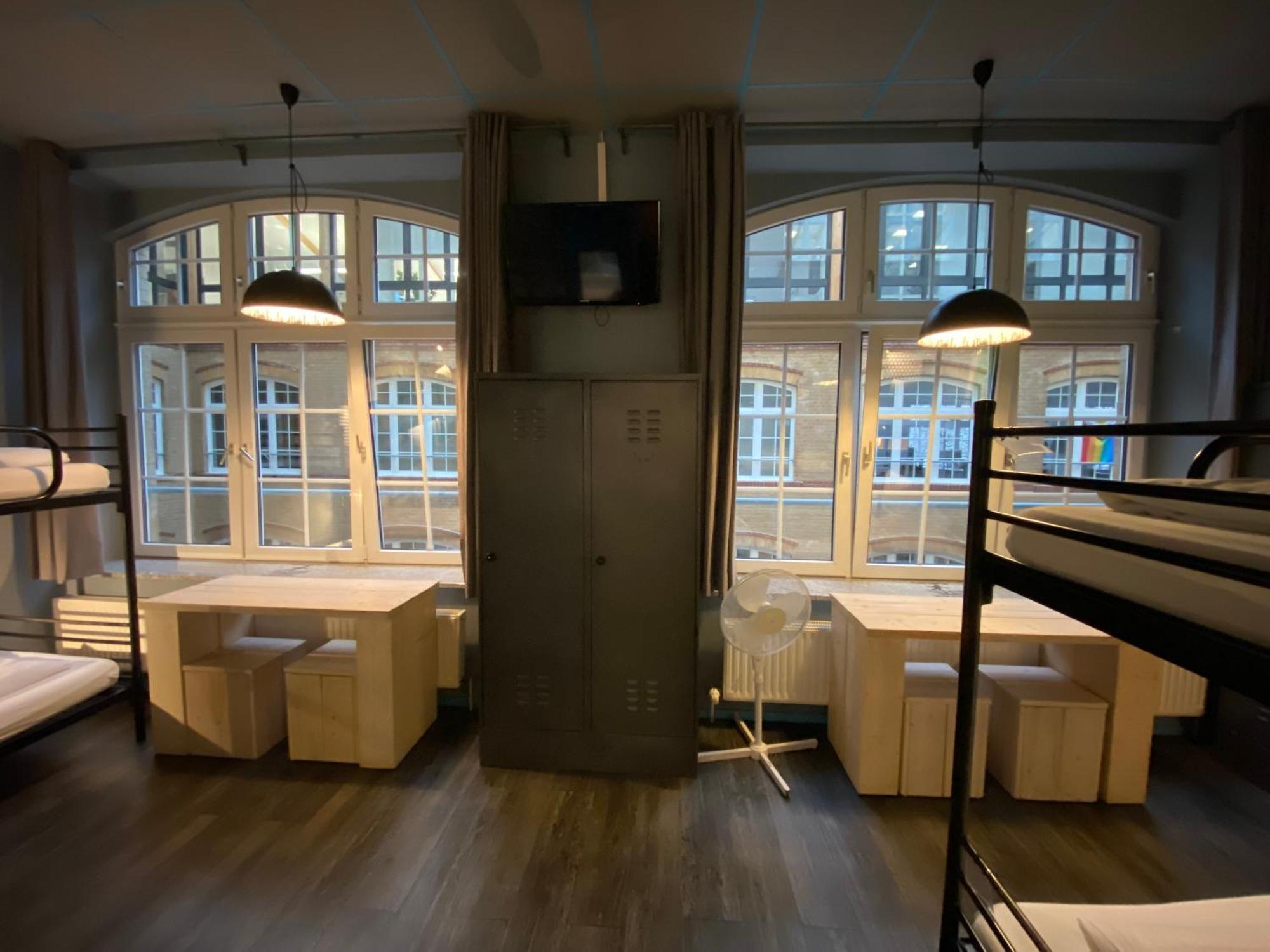6-Bed Mixed Dormitory Room