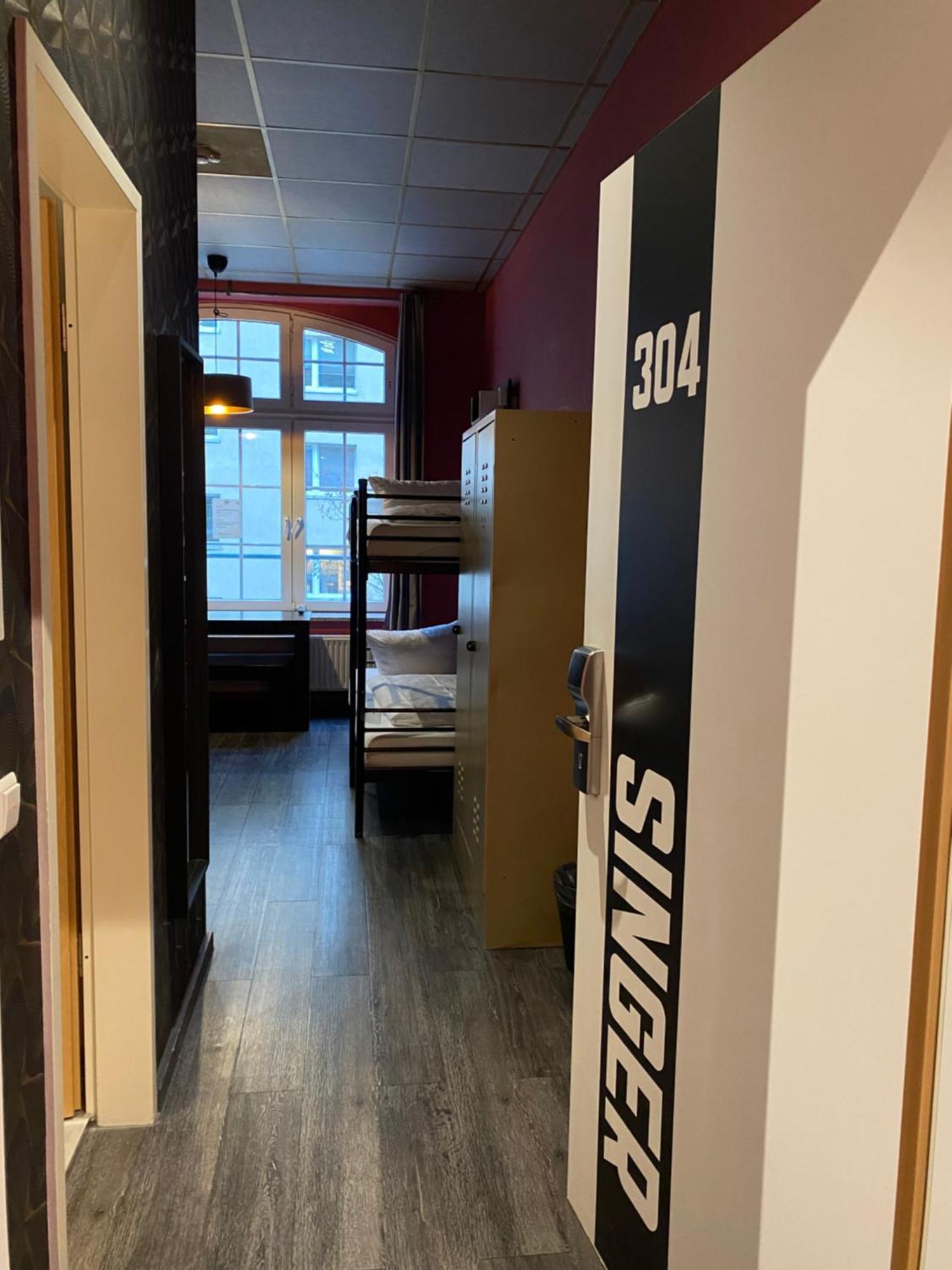 Quadruple Room Bathroom